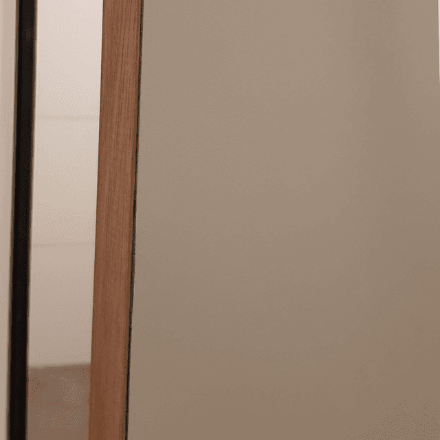 Opravené dveře po renovaci